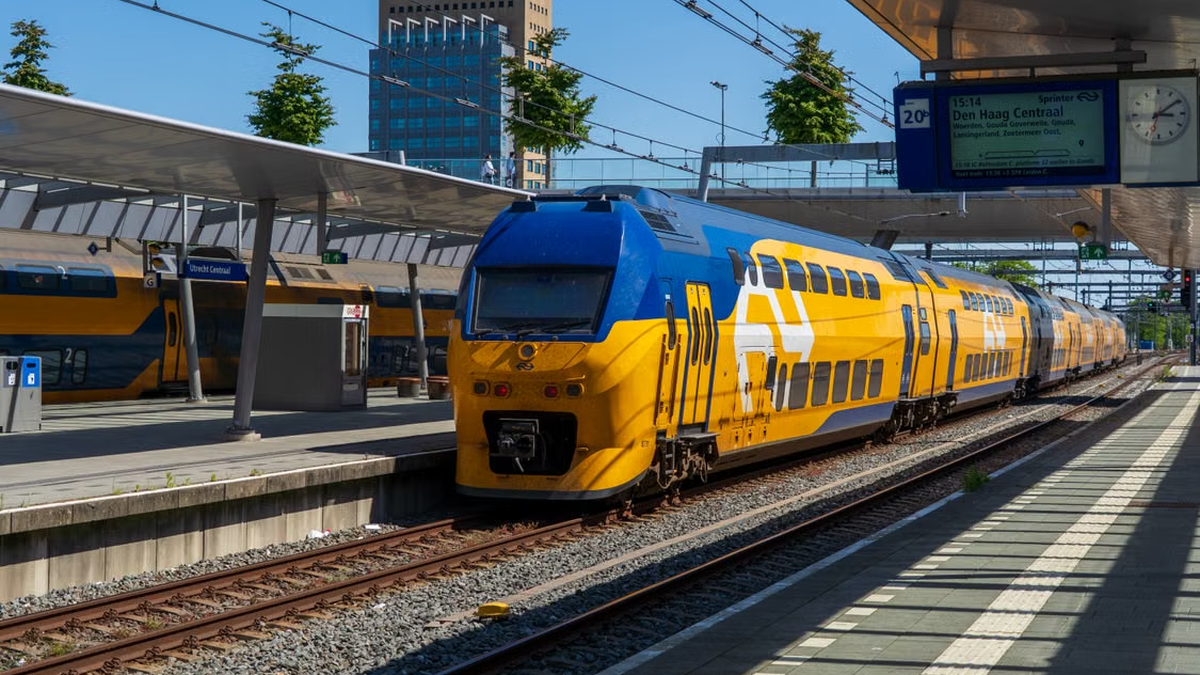 NS trein op Utrecht Centraal